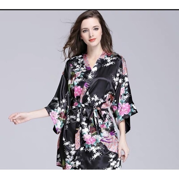 Silk Cove ups - Picture 2 of 11